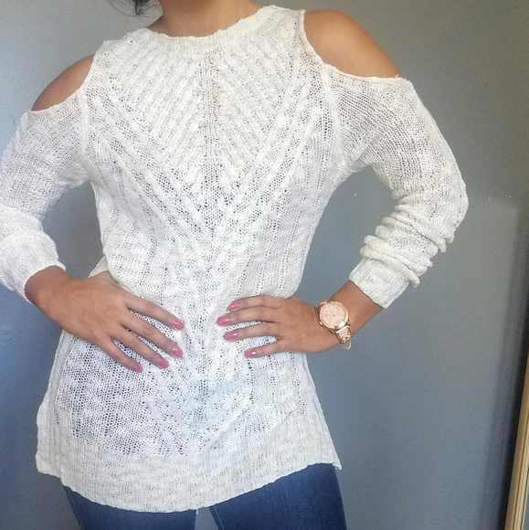IVORY MOCK NECK COLD SHOULDER SWEATER - Picture 2 of 8